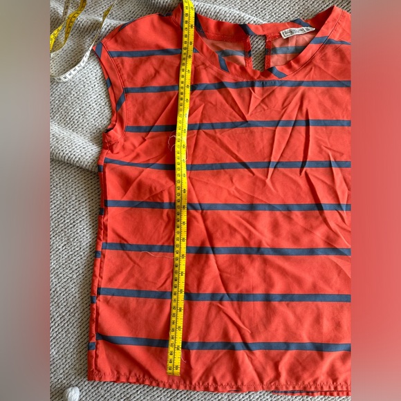 Abercrombie & Fitch Striped Top, split back - Picture 2 of 8